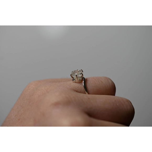 Rough Diamond Ring, Alternative Engagement Ring, Unique rings for women - Picture 2 of 8